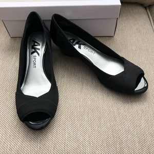 Anne Klein Sport Peep Toe Wedges 8.5M Black